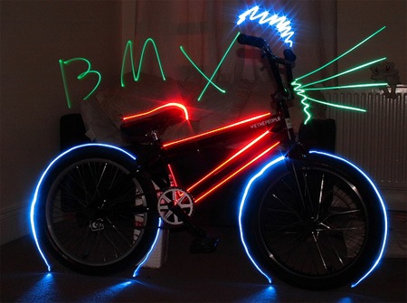 Неоновый BMX