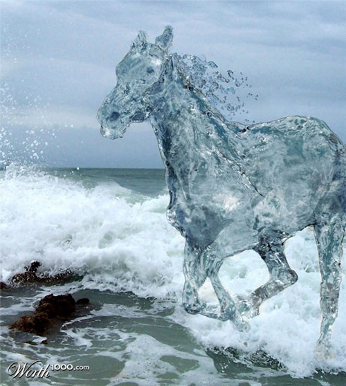 конь из воды