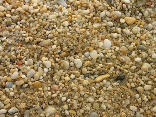 Мелкая галька с песком