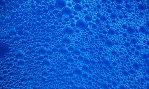 Темно-синие пузыри